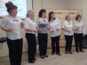 В центральной библиотеке прошел квартирник «Струна, звучащая стихами»