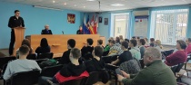 Полицейские Копейска провели профориентационную встречу со школьниками