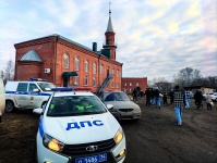 Сотрудники полиции Челябинской области обеспечивают охрану общественного порядка во время проведения праздника Ураза-байрам