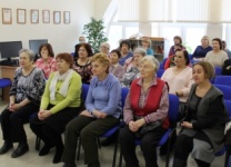 В Центре общения старшего поколения ОСФР по Челябинской области для пенсионеров прошла встреча с психологом