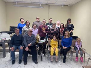 В библиотеке прошла творческая встреча с поэтом Виктором Максимовым