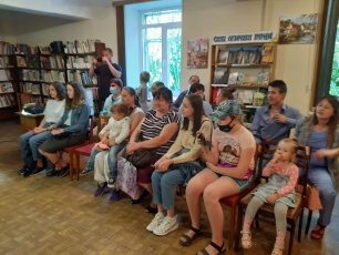 В центральной детской библиотеке состоялся отчётный показ театральной студии «Три-четыре»