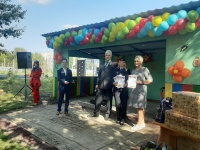 Полицейские Копейска поздравили воспитанников подшефного детского дома с Днем знаний