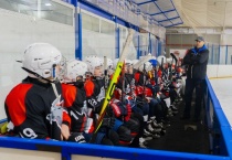 Юные хоккеисты Челябинской области определили сильнейших в финале турнира «Золотая шайба»