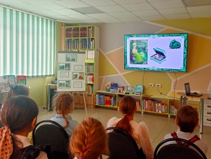  Земли Уральской сказочник