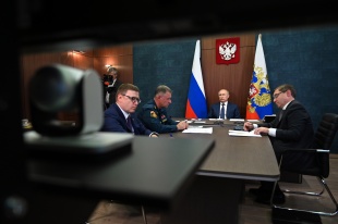 Владимир Путин провел встречу с губернатором Челябинской области Алексеем Текслером