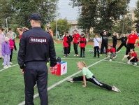 В Копейске прошла зарядка со стражем порядка   