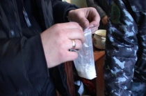 Сотрудники Отдела МВД России по городу Копейску изъяли наркотические средства из 163 тайников