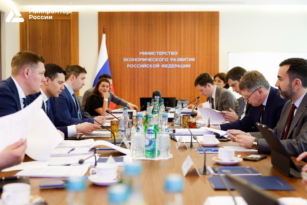 Рост производительности позволяет увеличить объемы выпуска продукции и удовлетворить потребность предприятий в кадрах
