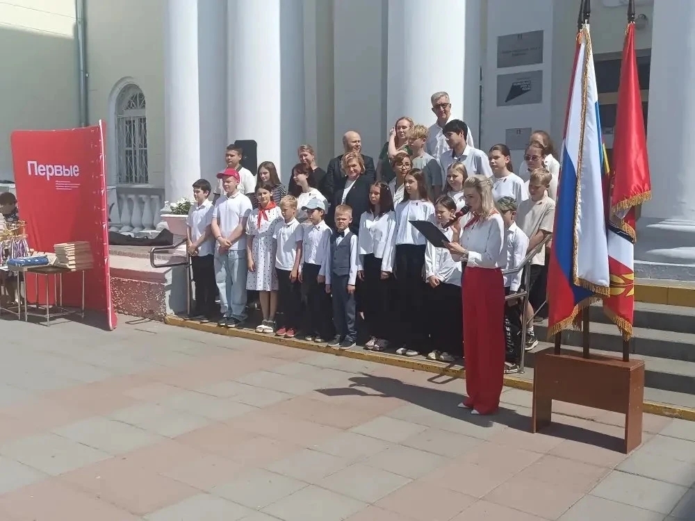 В Копейске наградили активную молодежь города