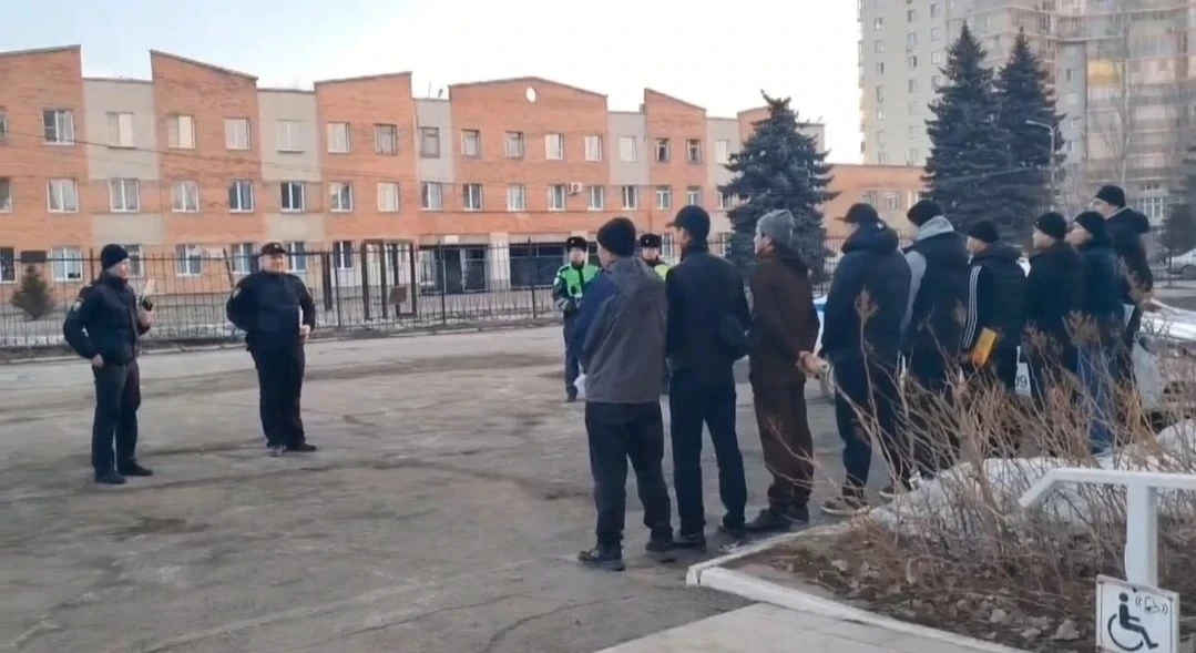 В Копейске в рамках оперативно-профилактического мероприятия «Иностранец» выявлено 14 нарушений миграционного законодательства