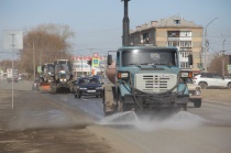 В Копейске ведется уборка дорог