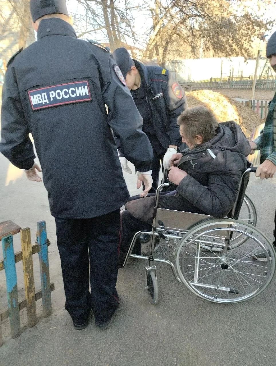 Полицейские Копейска оказали помощь мужчине, оказавшемуся в тяжелой жизненной ситуации
