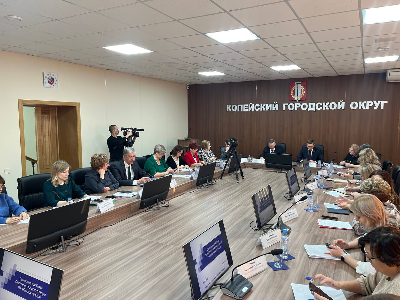 В администрации города Копейска прошло еженедельное аппаратное совещание
