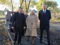 Вице-губернатор Ирина Гехт посетила копейскую школу № 13