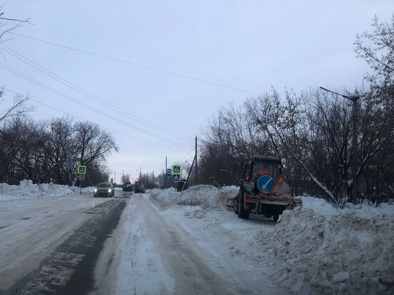 Дорожные службы продолжают работать в усиленном режиме | 18.01.2024 |  Копейск - БезФормата