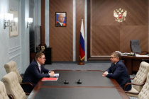 Глава Минстроя РФ Владимир Якушев и губернатор Алексей Текслер обсудили реализацию национальных проектов