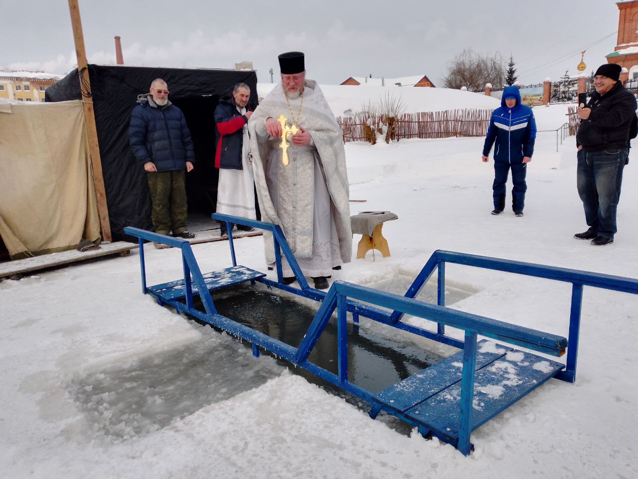 В Копейске проинспектировали купели